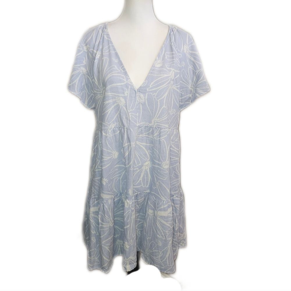 Universal Thread Light Blue & White Floral Print, V-neck, Tiered Mini Dress, M